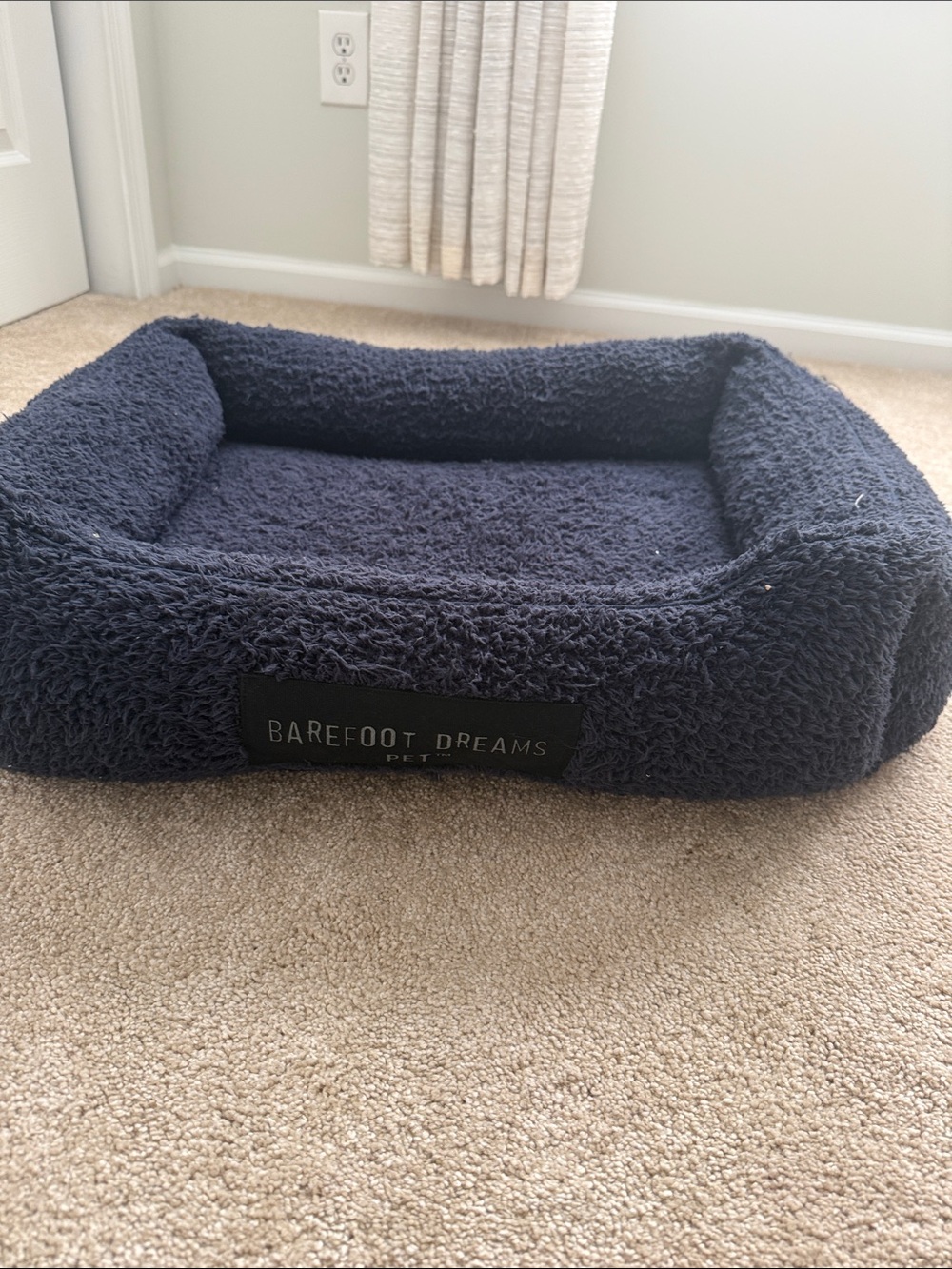 Barefoot Dreams Plush Pet Bed in Navy